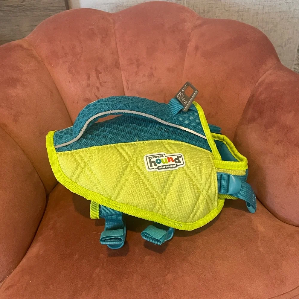 EUC Standley Sport Performance Dog Life Jacket by Outward Hound XS - Picture 3 of 4